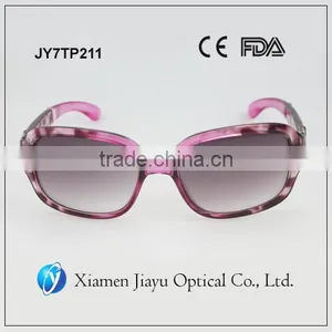 Wholesale Fashion Sunglasses Fitted With Polarized (or Pc/tac Lens) for Woman With Custom Logo thumbnail-4
