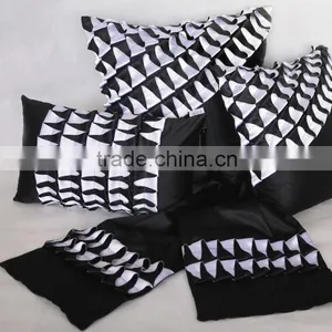 Black & White Pillow,flower Cushions thumbnail-1