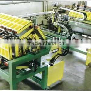 Refrigerator Machine:China Sunmine Multi Station Refrigerator Rotary Door Foaming Machine Equipment thumbnail-6