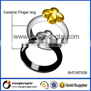 Modern 24K Golden Lucky Clover Ceramic Finger Ring thumbnail-3