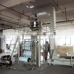 Pneumatic Driven Type and COLLAR TYPE POUCH PACKING MACHINE FOR 1kg CS-420D thumbnail-1