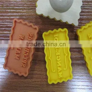 Latest Style Eco-friendly Silicone Stamper With Wooden Handle thumbnail-1