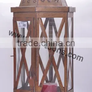 Metal Lantern With Handle thumbnail-5