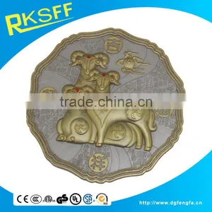 Plated Gold Business Gift With Hoggerel Shape,souvenir Gift With Zinc Alloy thumbnail-1