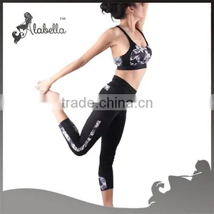 New Arrival Women's Sports Bra for Yoga and Running thumbnail-1