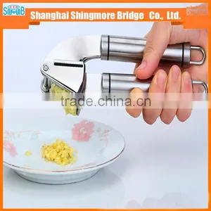 Kitchen Vegetable Fruit Tools High Quality Stainless Steel Garlic Press thumbnail-1