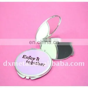 Custom Round Epoxy Compact Mirror thumbnail-1