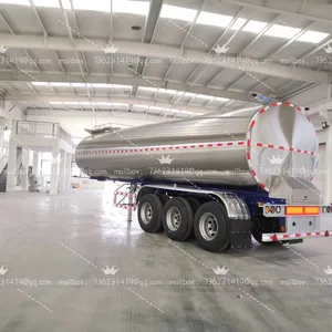 Milk Tanker Truck thumbnail-2