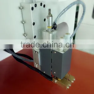 Pedal Pheumatic Spot Welding Machine for 0.4mm Nickels Power Battery Pack thumbnail-2