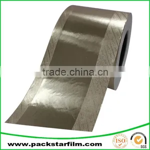 Factory Customized Water-repellent Holographic Wrapping Paper thumbnail-1