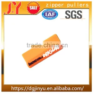 China Factory Custom High Quality Flat Cap Embossed PU Leather Patches thumbnail-1