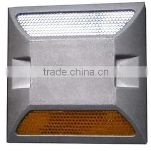 First Class Reflective Aluminum Road Stud thumbnail-1