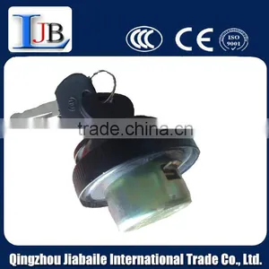 FUEL TANK Cap With Key for FOTON Light Truck 1022 MODEL WITH GOOD QUALITY thumbnail-2