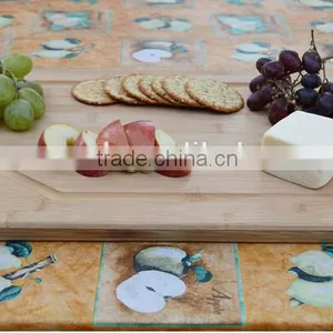 Natural Bamboo Cutting Board With Deep Drip Groove thumbnail-4