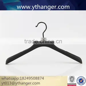 CY-593 Display Rubber Plastic Hanger With Shirts Hanger for Men's T-shirt thumbnail-1