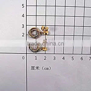 Simple Gold Earring Designs for Women thumbnail-5