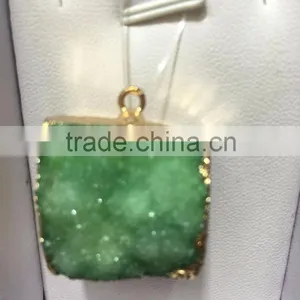 Druzy Quartz Natural Stone Irregular 18K Gold Plated Raw Stone Pendant Necklace For Women Quartz Necklace thumbnail-5