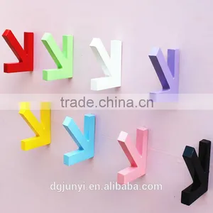2014 New Style Modern Plastic Hooks,manufacture Customized Mould for Hooks thumbnail-1