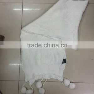 Stock Item Wholesale Women's Long White Long Knitting Sacrf With Pelotes thumbnail-1