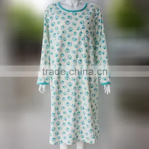Cheap Round Neck Green Flower-decked Fancy Printed Flannel Fleece Bathrobe/ Sleepwear thumbnail-1