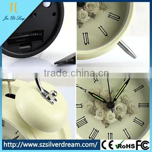 2016 New Vogue Alarm Fashion Style Wholesale Cheap Clock Quartz Clock Price thumbnail-5
