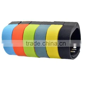 Made in China Factory Price Phone Sync TW64 Silicone Health Smart Wristband thumbnail-3