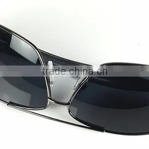 2016 New Alloy Polarized Fashionable Sunglasses thumbnail-3