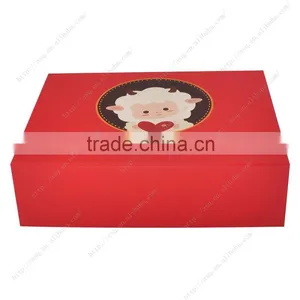 Chinese Red Foldable Magnetic Closure Gift Paper Box thumbnail-2