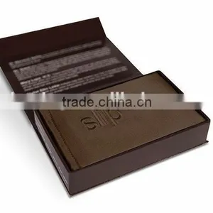 Custom Printed Luxury Clothing Box thumbnail-1