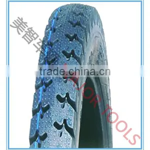 Transverse Pattern Pneumatic Rubber Wheel Autocycle Tyre thumbnail-1