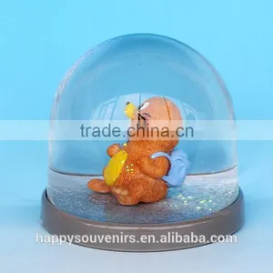 High Quality Funny Squirrel Platice Resin Snow Globes For Wholesale thumbnail-3
