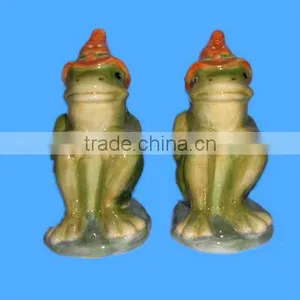 Frog Shape Ceramic Salt Pepper Shaker for Decoration thumbnail-1