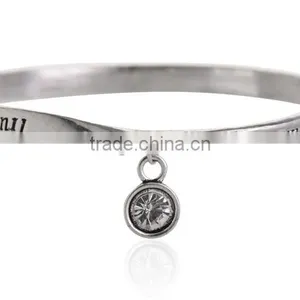 Fashion Rhinestone Moon Charm Bangle Happiness Saying Custom Engraved Bangles Family Love Twist Bangle thumbnail-2