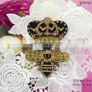 Metallic Embroidery Bee and Crown Badges for Garment thumbnail-2