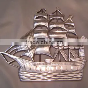 Cast Aluminum Decorative Sail Boat / Table Top for Home/ Hotel/ Restaurant/ Wedding/ Party/Office Decoration thumbnail-1