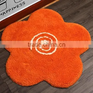 Flower Shape Bath Mat thumbnail-1