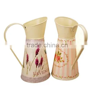 The Classic Tin Planter With Handle thumbnail-1
