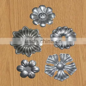 Wrought Steel Flowers thumbnail-1