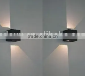 Adjustable 4w Outdoor LED Wall-mounted Night Light thumbnail-3