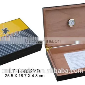 Cuban Cigar Travelling Humidor Wood Box thumbnail-1