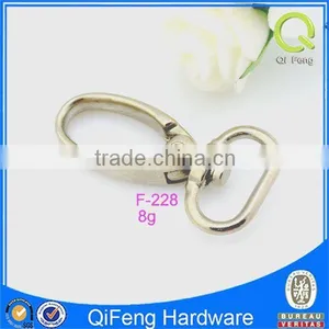 Fashion Style Light Gold Color Metal Snap Hook Of Bag Accessories thumbnail-4