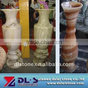 Onyx Vase thumbnail-1