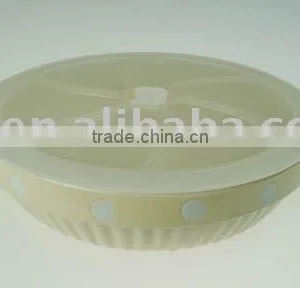 Stoneware Casserole With Plastic Cover thumbnail-1