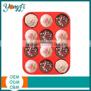 Hight Quality 12-Cup Muffin Pan Non Stick Cake Mold Silicone Bakeware thumbnail-1