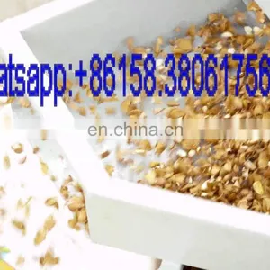 Automatic Nut Dehulling Pistachio Sheller Almond Shelling Machine thumbnail-1