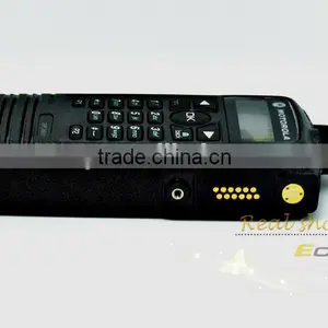 Motolora Digital Long Range Walkie Talkie Radio XIR P8200 thumbnail-2