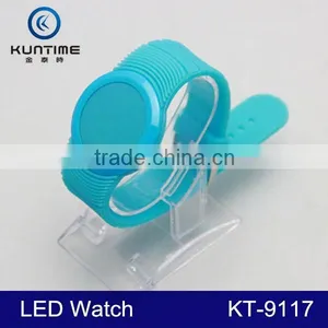 Hot Sale Touch Screen Digital Silicone Watch for Children thumbnail-1