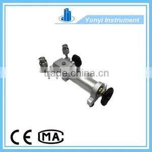 Pressure Comparator thumbnail-1