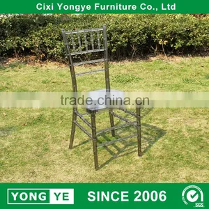 Factory Directly Wedding Party Chair Resin Chiavari Chair thumbnail-4