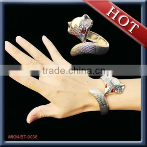 Beautiful Cuff Type Enamel Animal Bracelet Bangle Jewelry Bangle thumbnail-1